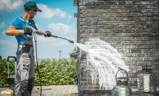 Cleaning and Pressure Washing